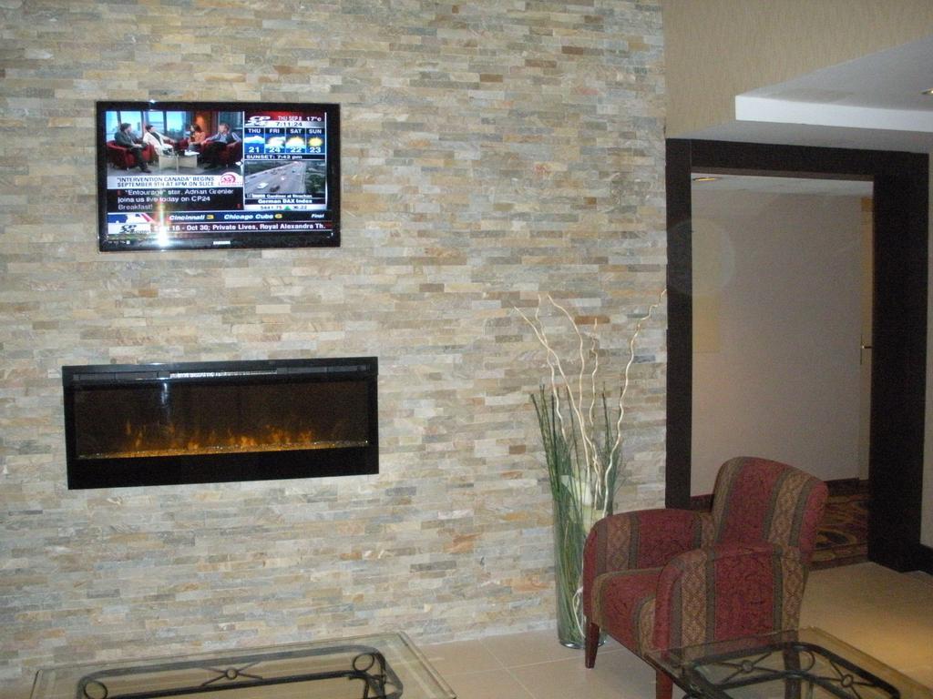 Comfort Inn East Scarborough โตรอนโต ภายนอก รูปภาพ