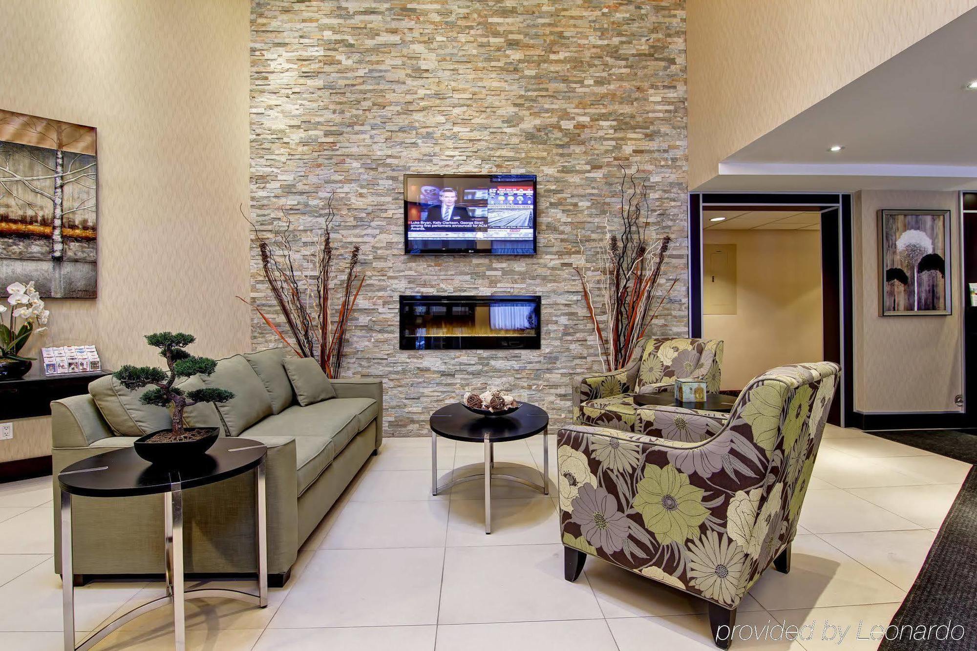 Comfort Inn East Scarborough โตรอนโต ภายนอก รูปภาพ