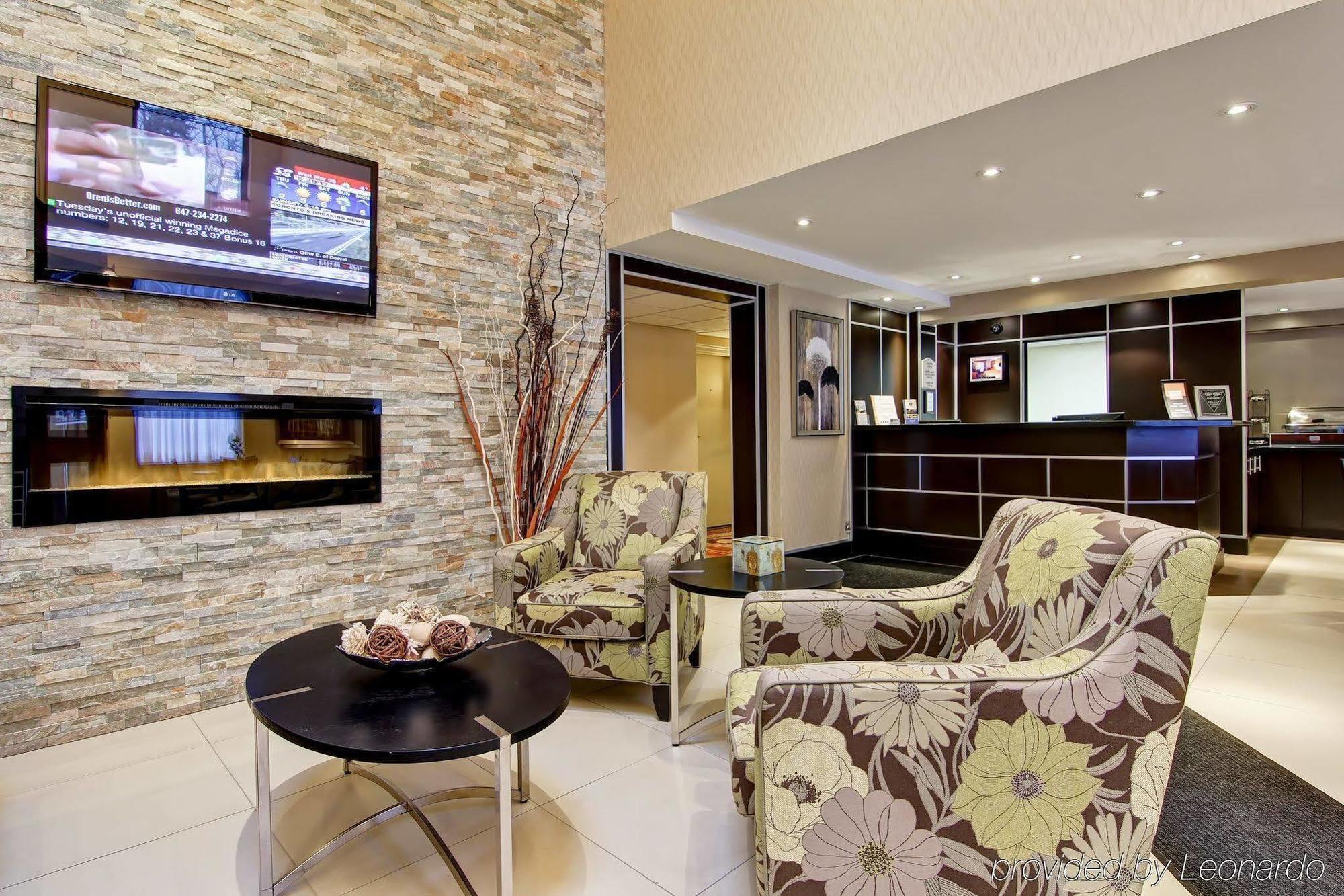 Comfort Inn East Scarborough โตรอนโต ภายนอก รูปภาพ